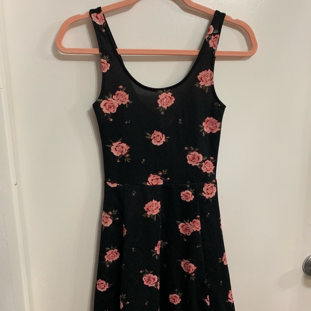 Black dress with pink flowers, 0